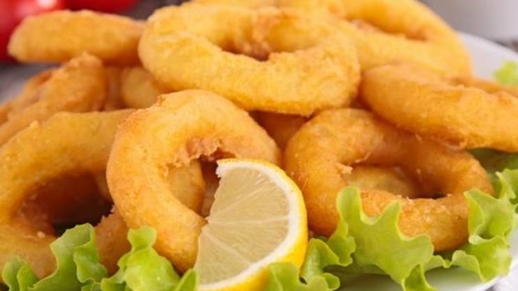 ЧТО ПРИГОТОВИТЬ ИЗ КАЛЬМАРОВ ? Кальмары в Кляре Секрет хрустящей корочки🐟Ужин за 2 минуты смотреть онлайн