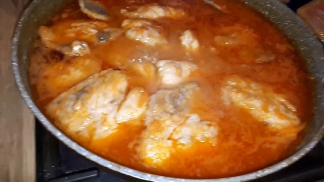Скумбрия в подливе #скумбрия#в подливе#рыба#море#продукты# смотреть онлайн
