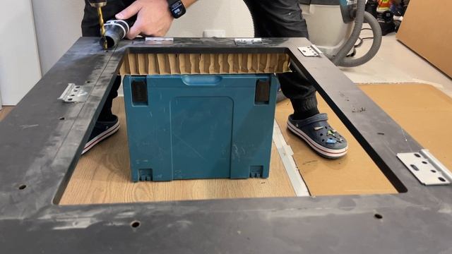 МОЙКА ПОДСТОЛЬНОГО МОНТАЖА В СТОЛЕШНИЦУ HPL смотреть онлайн