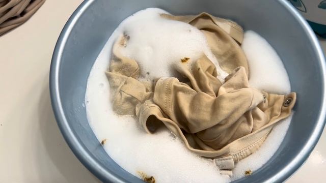 Как отстирать чернику с одежды? смотреть онлайн