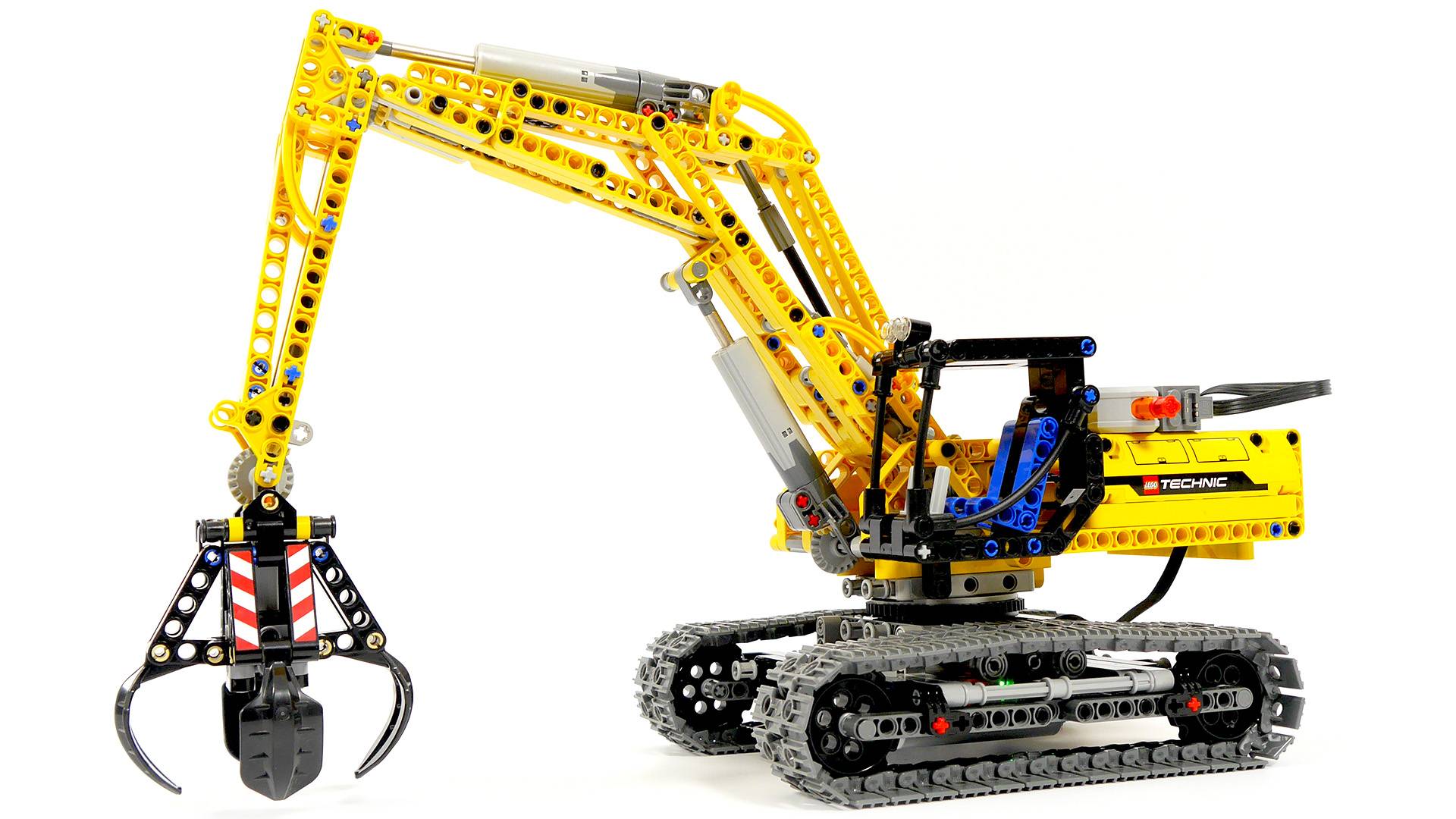 Собираем огромный экскаватор из ЛЕГО - конструктор LEGO Technic 42006 смотреть онлайн