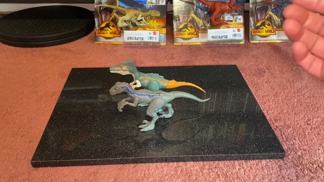 Velociraptor BLUE - Toy Review (Comparing Raptors!) | Jurassic World Dominion