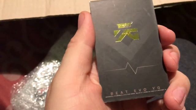 YG E-Shop Unboxing !!! White night and Motte Merch ! смотреть онлайн