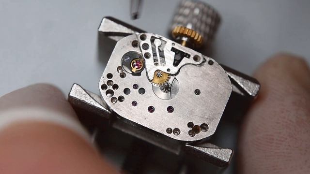 🙉 How to service a ladies wristwatch movement 1801 part 2 assembly смотреть онлайн