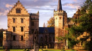 Заброшенный Замок Опалого Депутата