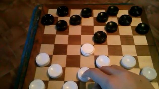 Неотразимая угроза в начале партии смотреть онлайн