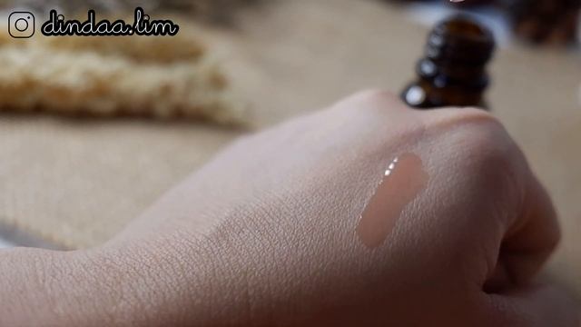 Review De Reinez Lip Serum