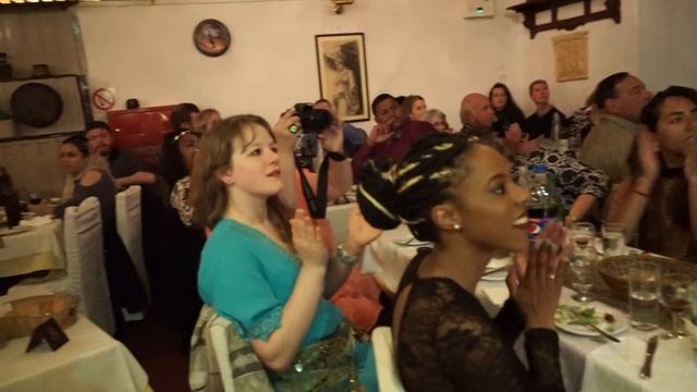 Greek Night: Sirtaki Tavern Kalokerinos & the Group смотреть онлайн