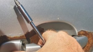 Снимаем ручку двери Фольксваген Тигуан Volkswagen Tiguan