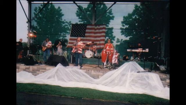 Flashback - Whippin' Post Live at Lykins Park, July 4, 2005 Winchester, Ky смотреть онлайн