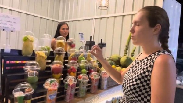 Что едят в Тайланде? Обзор одного из вечерних рынков