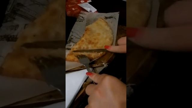 Как Эстеты едят Чебуреки смотреть онлайн