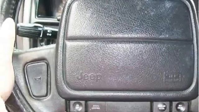 1995 Jeep Grand Cherokee Available From Tri-City's Auto Sales