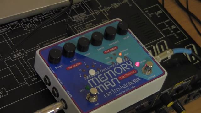 Deluxe Memory Man Tap Tempo смотреть онлайн