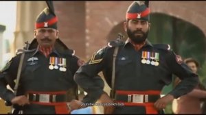 Оригинальная смена караулов на границе Индии и Пакистана