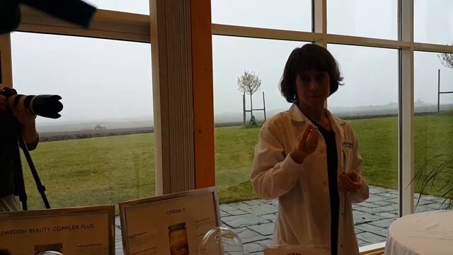 Омега 3 и астаксантин Игелеса Элизабет Нордстром смотреть онлайн