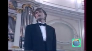 В банановом лимоном сингапуре  Олег Погудин