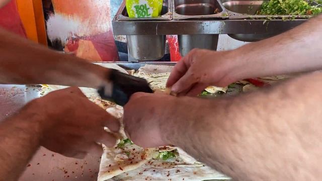 Old Style Giant Doner Kebab in Wood Fire - Turkish Street Food смотреть онлайн