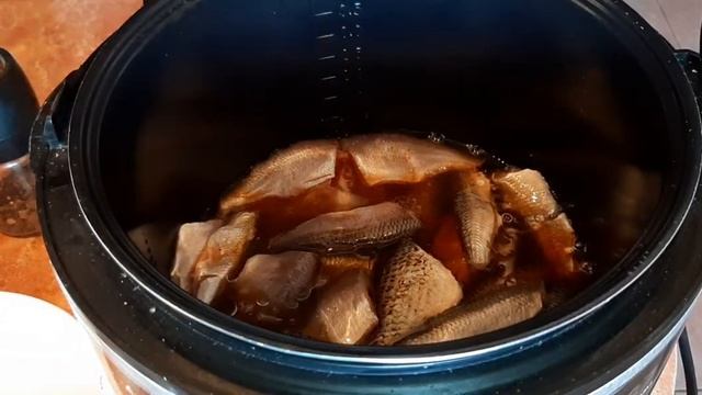 Шпроты из речной рыбы в мультиварке смотреть онлайн