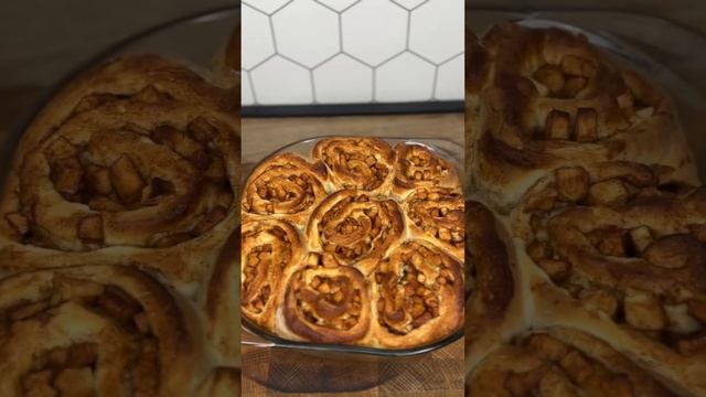 Начинка для булочки с корицей (синнабон), яблоками и сливочным кремом ( рецепт в ленте) смотреть онлайн