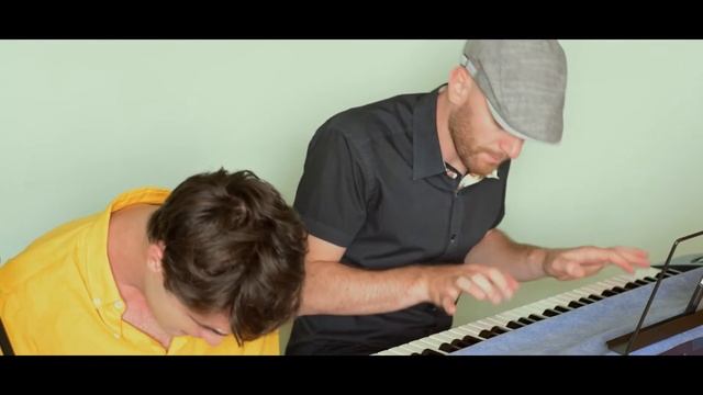 Somebody To Love (Queen) - Acoustic Cover - Carmine De Martino feat. Andrea Rao смотреть онлайн