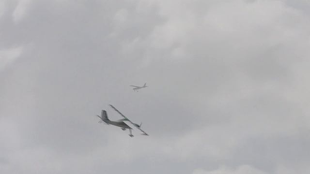 Tractor 120 (V2) - Flying Circus смотреть онлайн