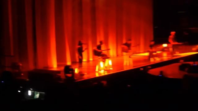 Selena Gomez = Royals (Lorde Cover) = Winnipeg MTS Center - Stars Dance Tour Live 2013 смотреть онлайн
