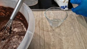 Кровяная колбаса из сухой крови с гречкой.