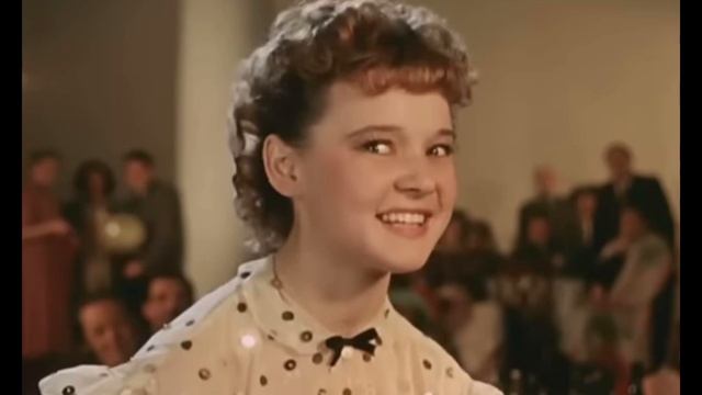 Песня 5 минут из кинофильма «Карнавальная ночь». Мирослава #музыкадобра смотреть онлайн