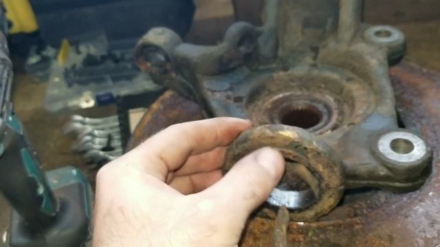 Замена шаровой опоры форд транзит смотреть онлайн