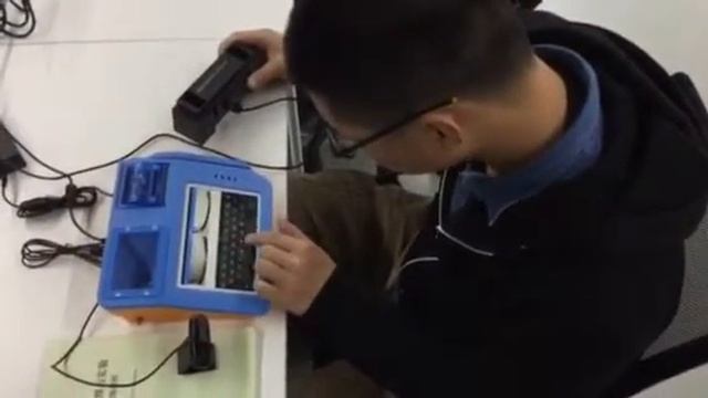 Iris recognition Smart POS terminal ,Android POS ,UNPOS，UN3200 смотреть онлайн