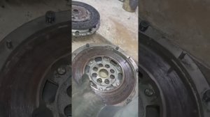 Форд Куга 2.0TDSi снимаю сцепление 3.