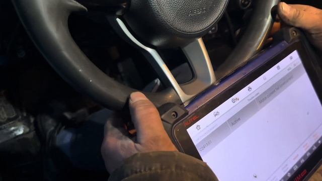 Ремонт блока электроусилителя руля 56340-H5000 Kia Rio и Hyundai Solaris. Ошибка C2414. смотреть онлайн