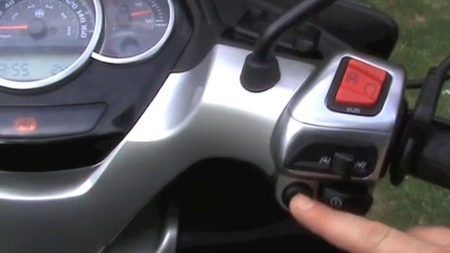 ScooterGiant review Piaggio MP3 125 смотреть онлайн