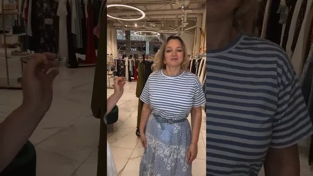 Как в 48 лет выглядеть на 38 лет с помощью одежды и аксессуаров? #советстилиста #ксениякнязева смотреть онлайн