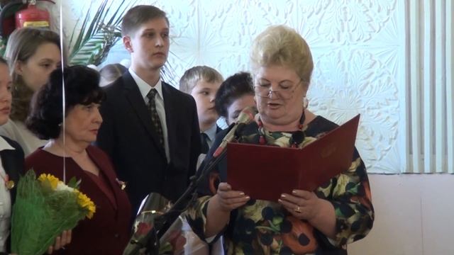 ПРОЩАЛЬНЫЙ ЗВОНОК смотреть онлайн