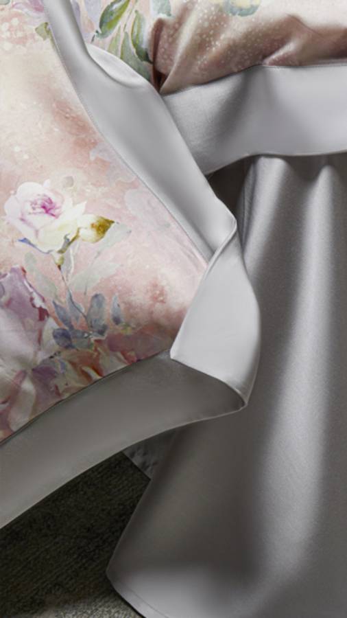 Комплект постельного белья "Утренняя роса" от Любы | Хайнань смотреть онлайн