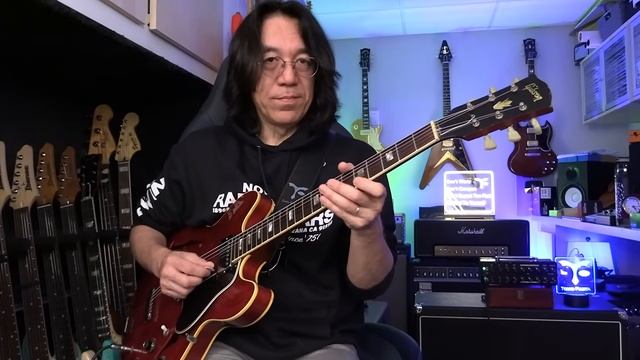How To Play A Good Blues Solo - Melodic & Rhythmic смотреть онлайн