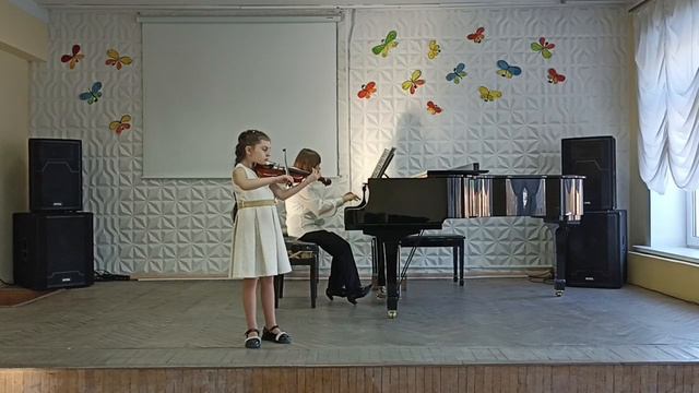 О. Рдинг. Концерт для скрипки с оркестром h - moll (lчасть) (исп. уч. 2 кл. Богачук Анна) смотреть онлайн