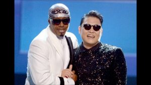 Gangnam Style MC Hammer Mashup - Psy feat. MC Hammer