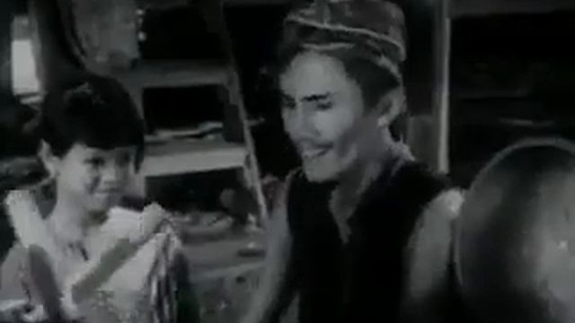 MELAYU KLASIK Sultan Mahmud Mangkat Dijulang 1961 Fullmovie NOORDIN AHMAD,M.AMIN,MAHMOOD JUNE смотреть онлайн