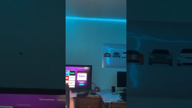 ROKU REMOTE CHANGES COLOR OF LED LIGHTS! Very Strange