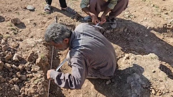 Jesus' cooperation to build a new house for Susan and her children