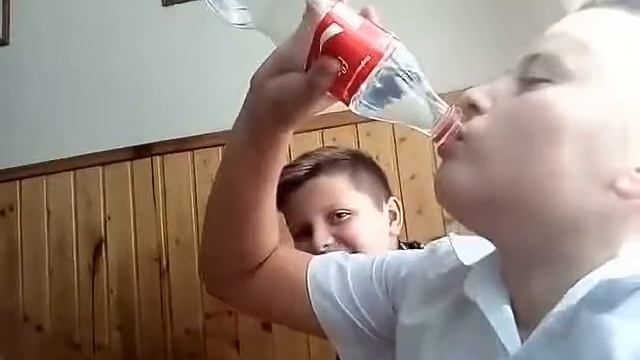 Вода задом на перед смотреть онлайн