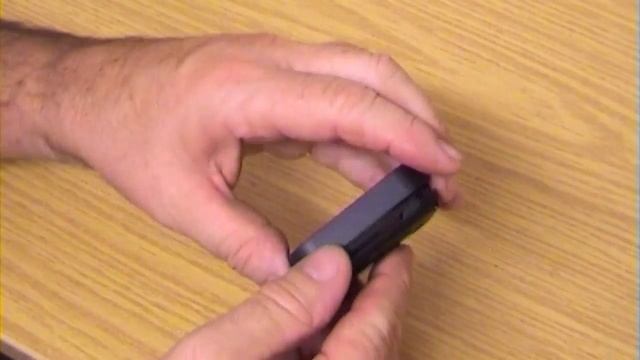 How to Replace the Battery for GoPro Remote control. смотреть онлайн