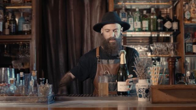 New Cuban Cocktail with Cava смотреть онлайн