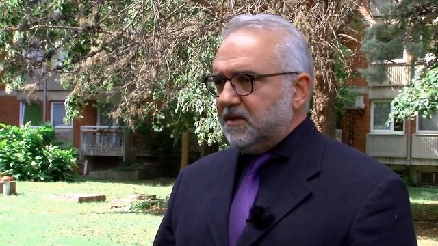 Експерти за францускиот предлог смотреть онлайн