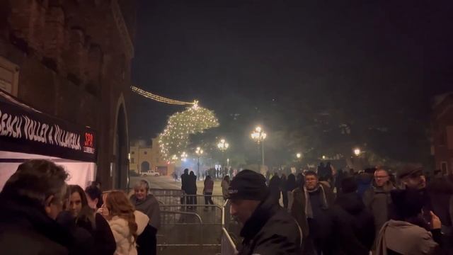Petardi durante il capodanno di Thiene #capodanno2023 #capodanno смотреть онлайн
