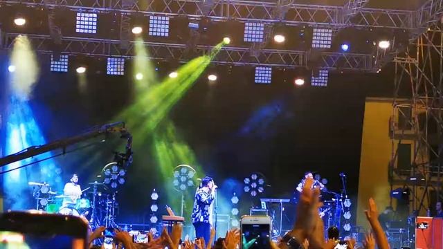 The Kolors - Radio Gaga cover Queen