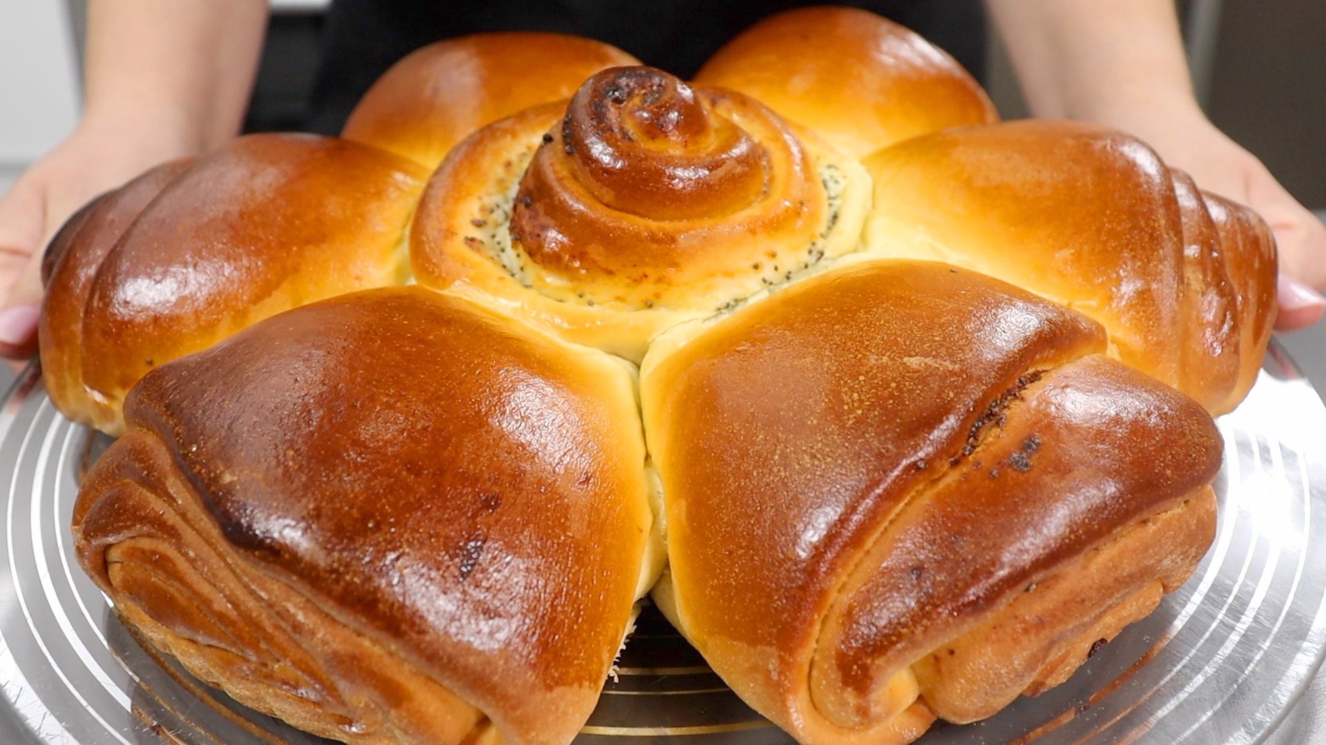 Сдобный пирог с творожно-маковой начинкой смотреть онлайн